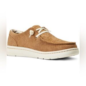 ARIAT WOMEN'S FLORAL EMBOSS HILO FLX FOAM CASUAL SHOE - MOC TOE